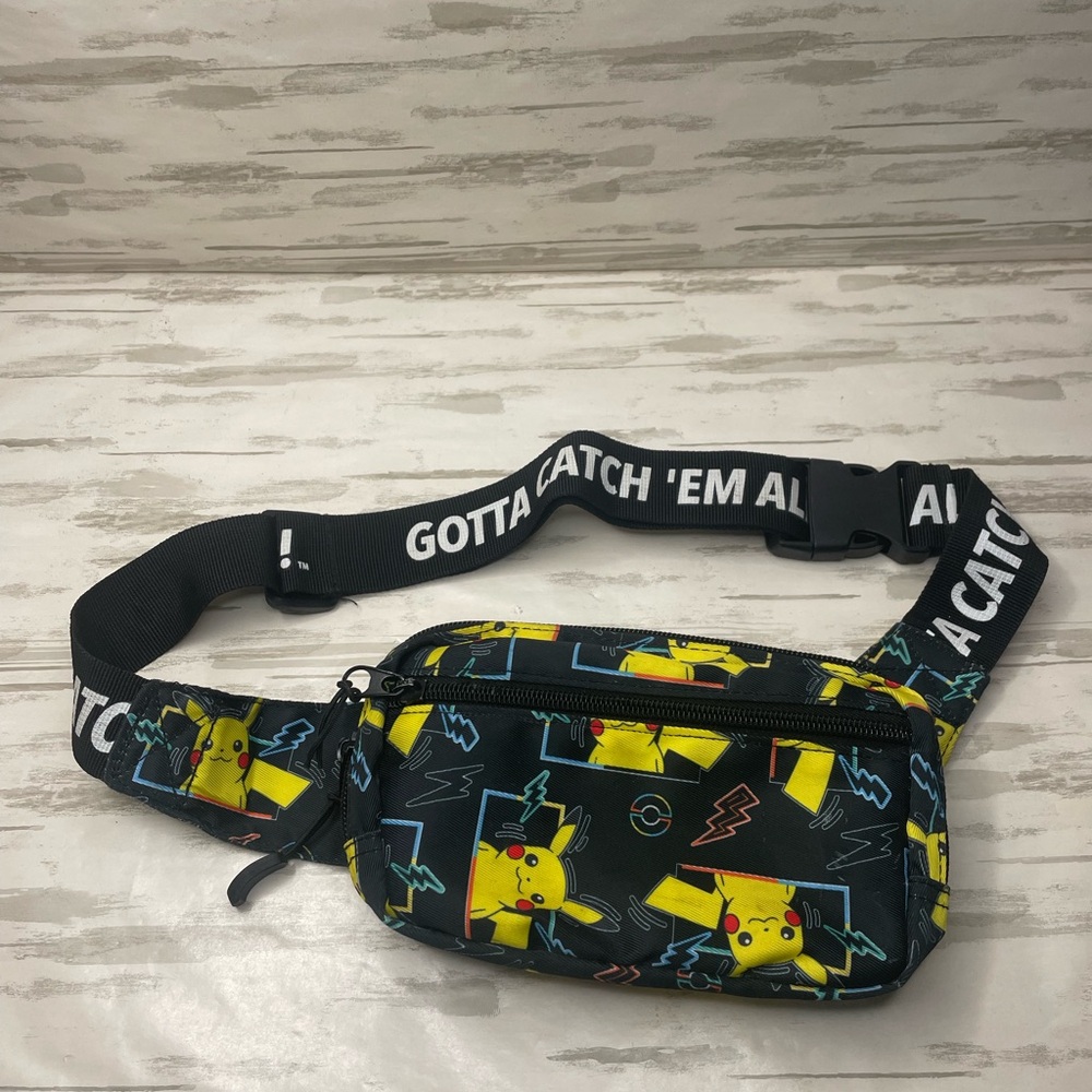 Bioworld Pokemon Pikachu Gotta Catch Them All Fanny Hip Pack Belt Crossbody Bag